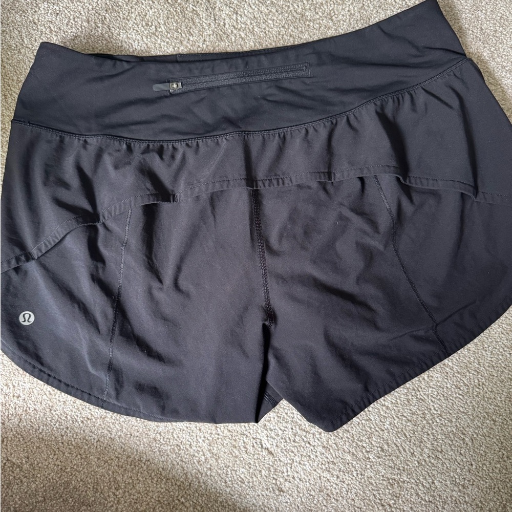 Lululemon black shorts